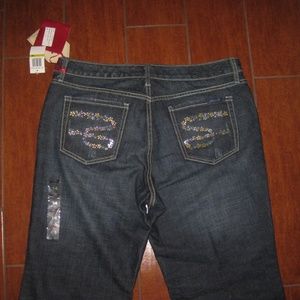 COPY - Seven7 Women's Plus Jeans Size 16 Crystal Flowers